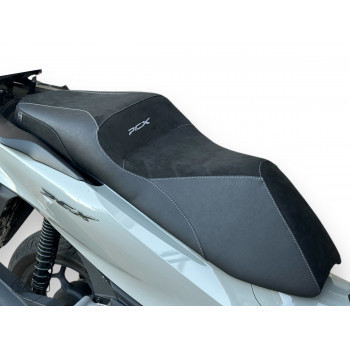 Honda PCX (2023)